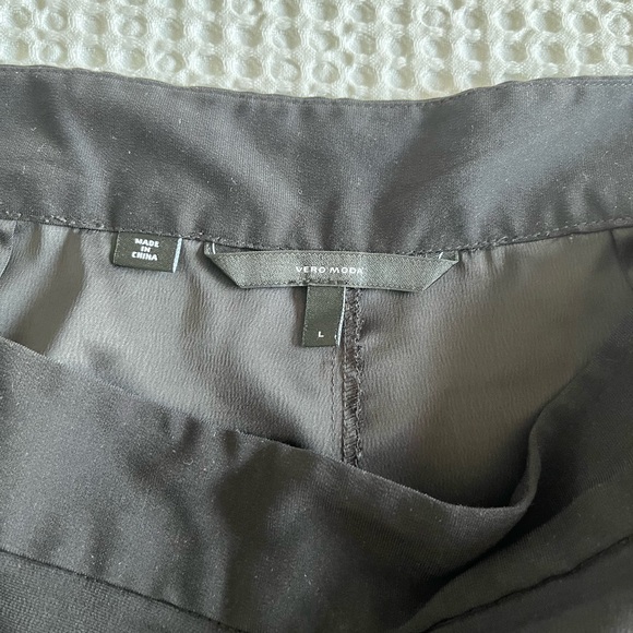 Black Tuxedo pants for women - Picture 8 of 9